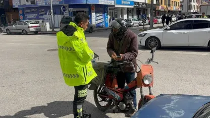 Erzincan’da motosikletlilere sıkı denetim