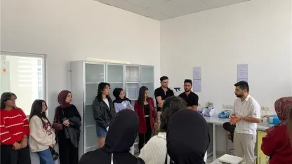Öğrencilerden kapsamlı arıcılık gezisi