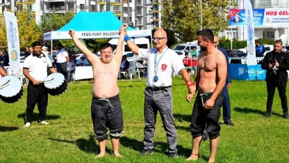 20. Uluslararası Turgut Özal Karakucak Güreşleri görkemli başladı