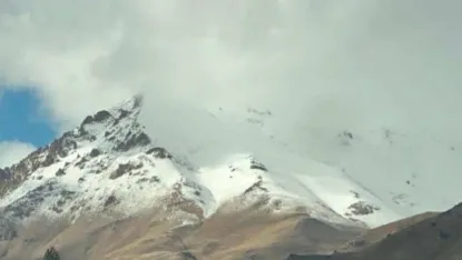Van Başkale’de yüksek kesimlere kar yağdı