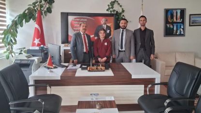 Başarılı öğrenciler ödüllendirildi