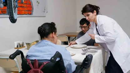 Erzurum'da mutfakta engelleri kaldıran dokunuşlar