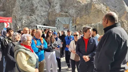 Erzincan Kemaliye’de 1. Karanlık Kanyon Taşyolu Yürüyüşü yapıldı