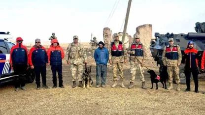 Jandarma Van’da kaybolan şahsı bulup ailesine teslim etti