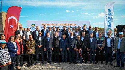 Malatya Büyükşehir Belediyesi’nden üreticilere sulama borusu desteği