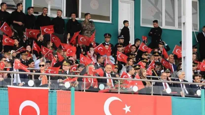 Bingöl’de Cumhuriyet Bayramı coşkuyla kutlandı