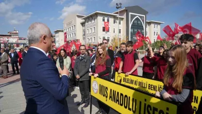 Cumhuriyet Bayramı Muş'ta coşkuyla kutlandı