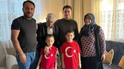 Oltu'da torunlarından şehit dedelerine vefa