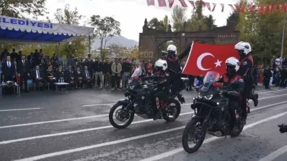 Bitlis’te Cumhuriyet Bayramı coşkusu