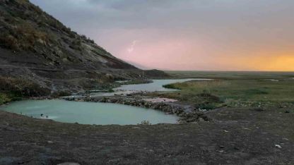 Aniden bastıran sağanak kaplıca keyfini böldü