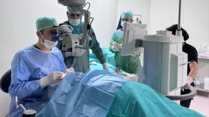 Çukurca ilçesinde katarak ameliyatı yapıldı