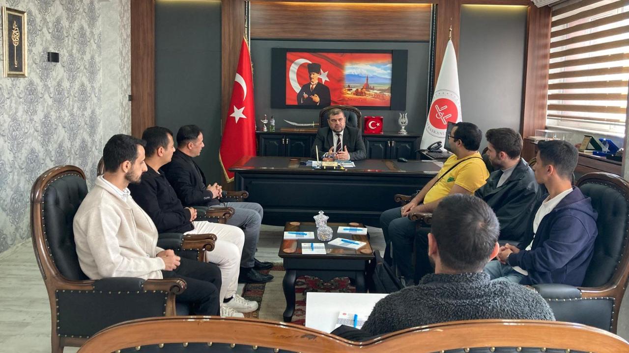 Ağrı Müftüsü Şafak: “Gençlerin her zaman yanındayız”