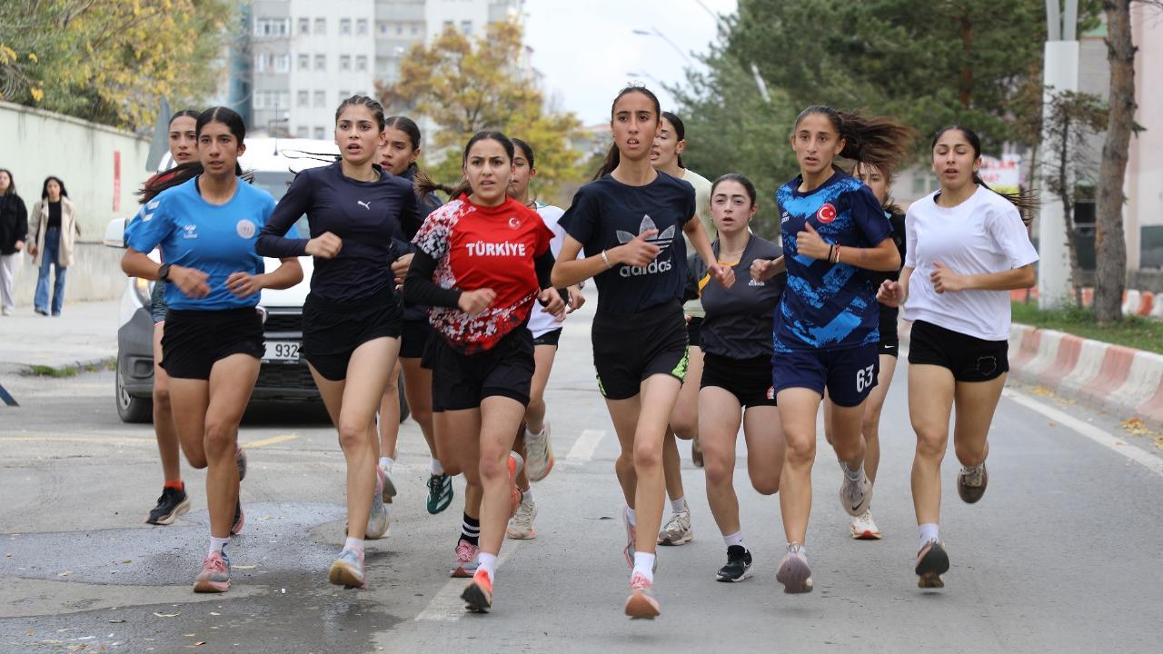 Ağrı’da “Cumhuriyet Koşusu” Coşkusu