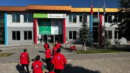 Ağrı’da Damla Gönüllülük Hareketi Kapsamında Gençler Bir Araya Geldi