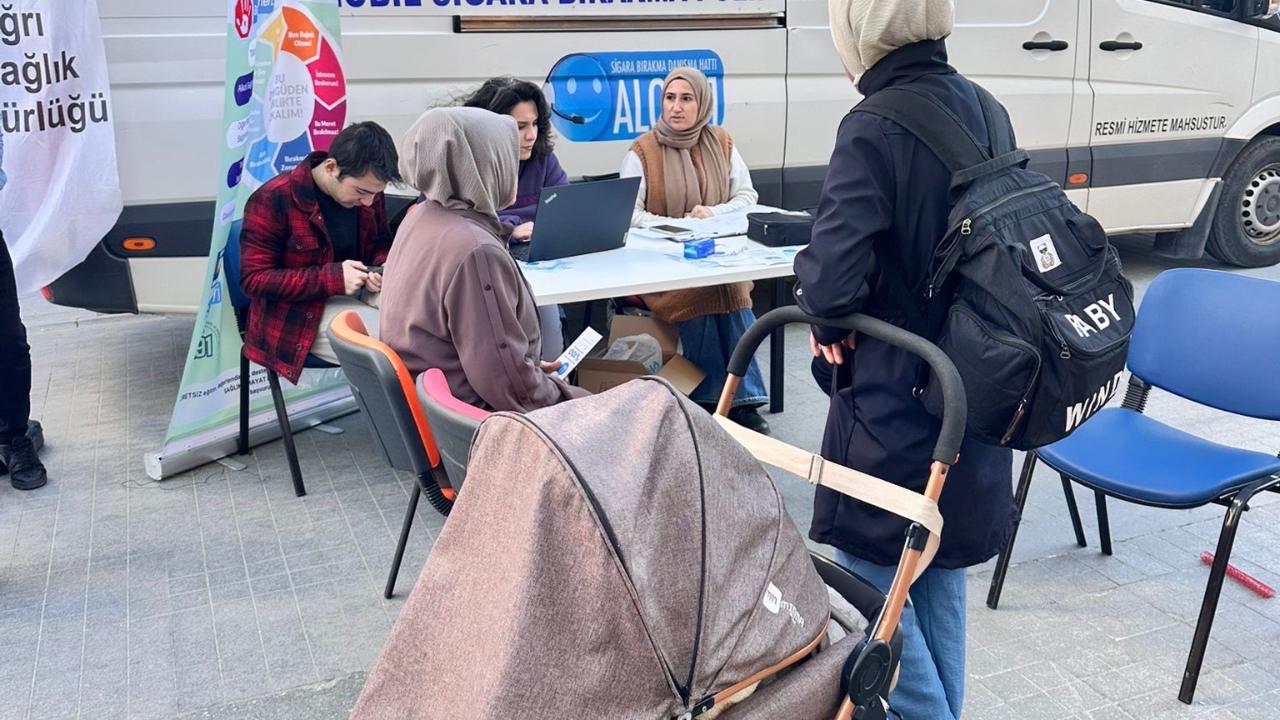 Ağrı’da Mobil Sigara Bırakma Polikliniği hizmeti sürüyor
