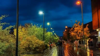 Ağrı’da Yağmur Sonrası Sokaklarda Masalsı Görüntüler