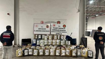 Ağrı’da yolcu otobüsünde sıvı metamfetamin ele geçirildi