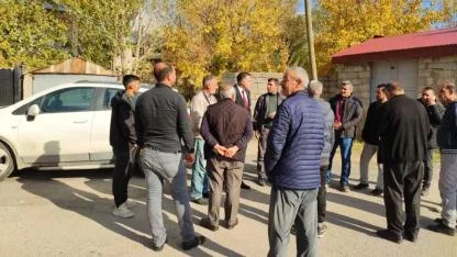 Ak Parti Erciş İlçe Başkanı Abidin Çalışkan Latifiye Mahallesinde Doğalgaz Çalışmalarını İnceledi