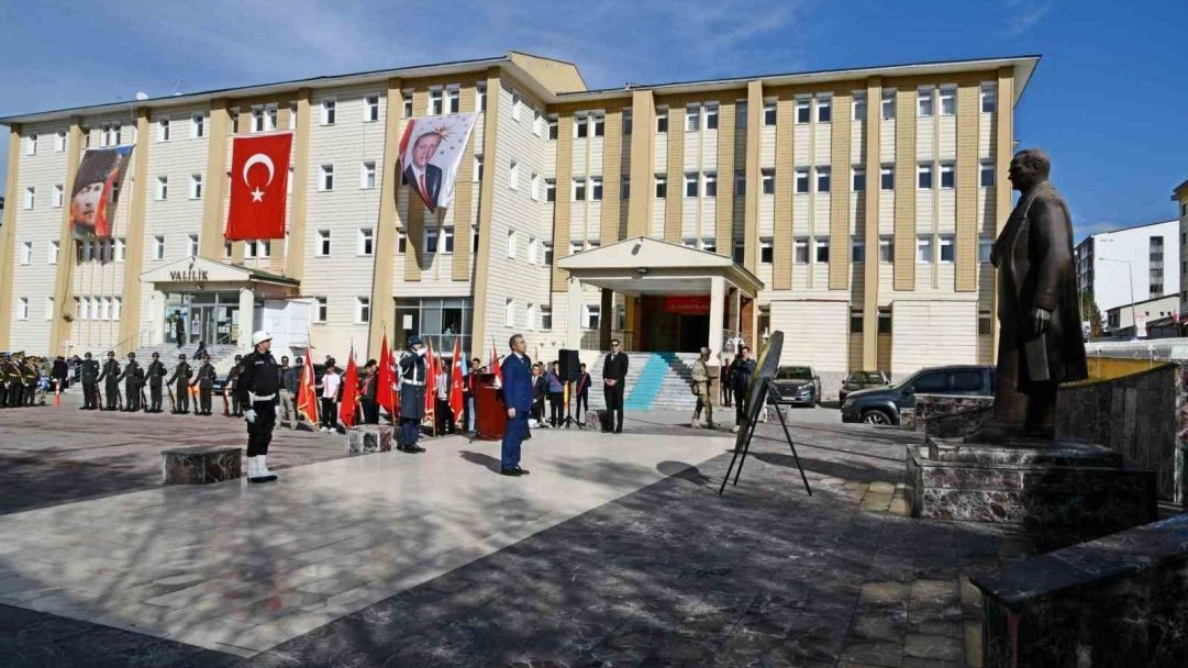 Ardahan’da Cumhuriyet’in 102’nci yılı kutlamaları başladı