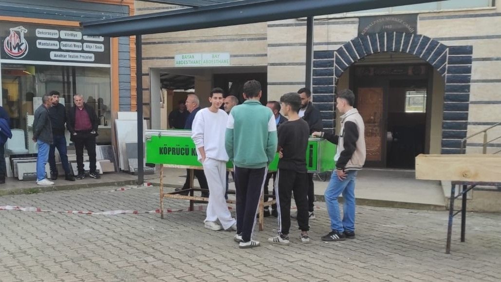 Babasının kaza kurşununa hedef olan oğul toprağa verildi