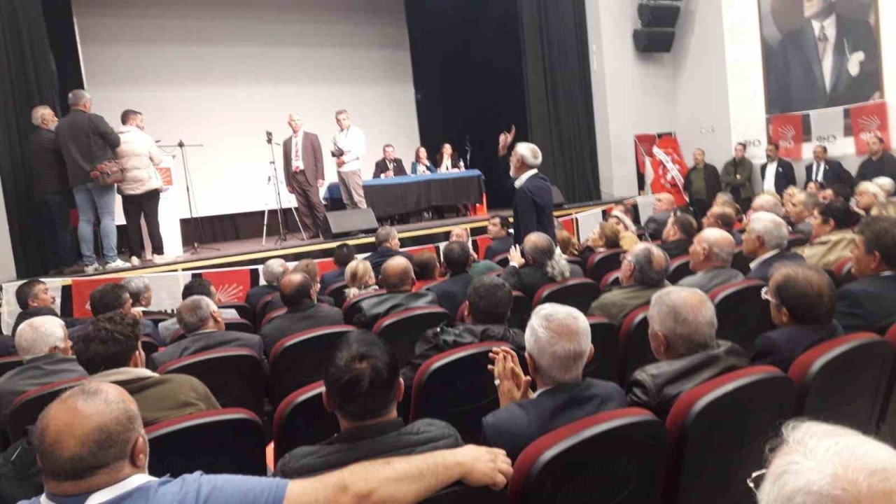 CHP karıştı: Kongrede ’şaibe’ iddiası gerginliğe neden oldu