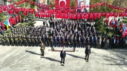 Cumhuriyet’in 102. yılı Ağrı’da coşkuyla kutlanıyor