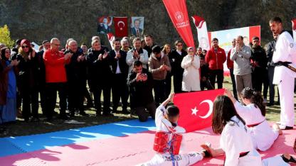 Doğa Tutkunları Diyadin Kanyonu’nda Buluştu