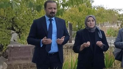 Erciş Belediyesi Eş Başkanları Van Depreminde Hayatını Kaybedenleri Andı