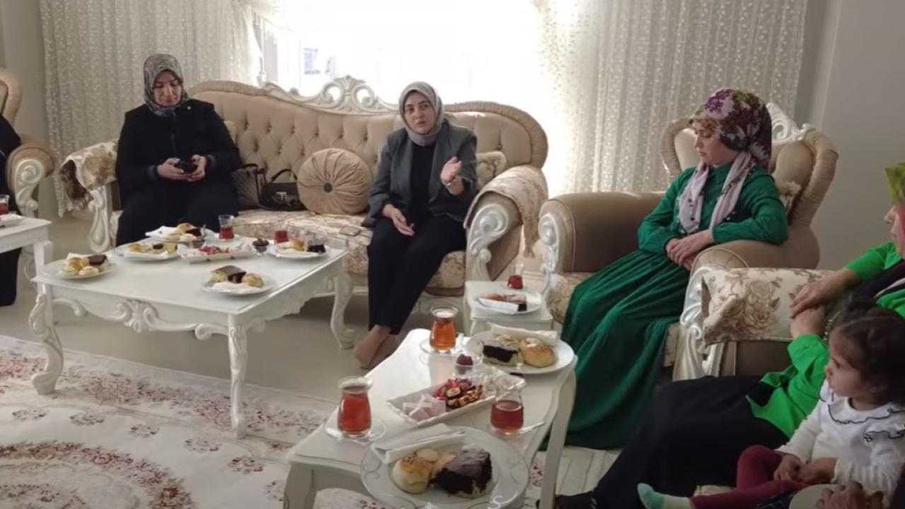 Erciş Belediyesi Kadın Buluşmaları Ara Vermeden Devam Ediyor