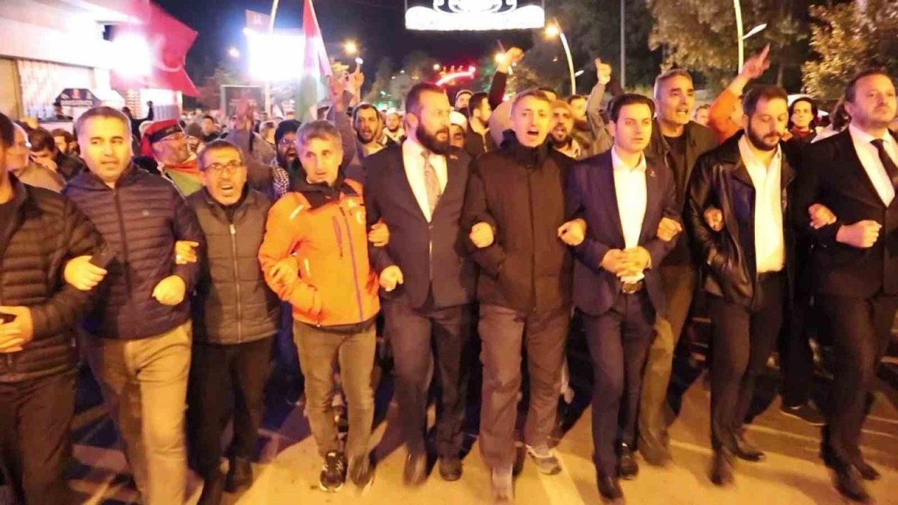 Erzurum’da İsrail saldırısı protesto edildi