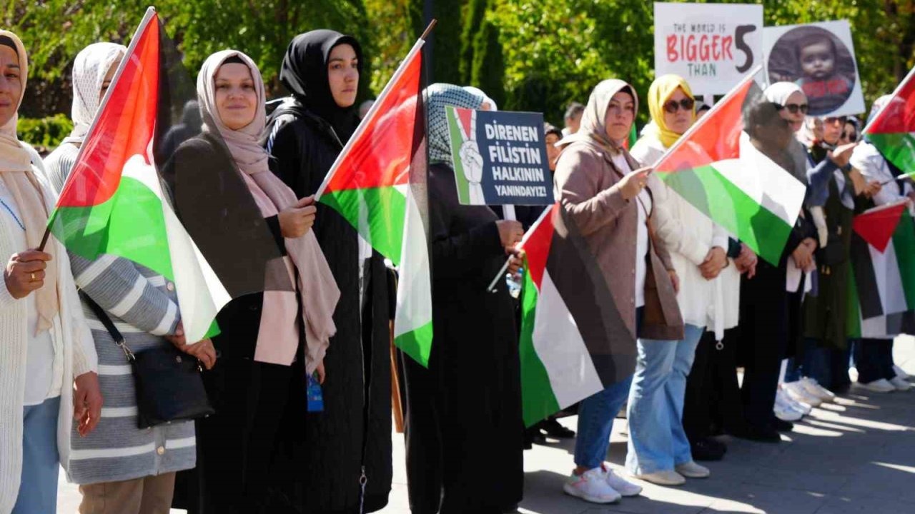 Gazze’ye Erzurumlu kadınlardan destek