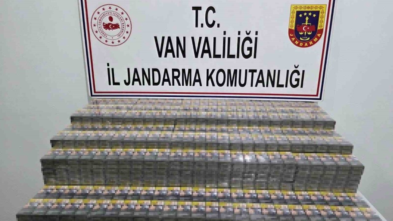 Jaandarma Van’da 2 bin 470 paket kaçak sigara ele geçirildi