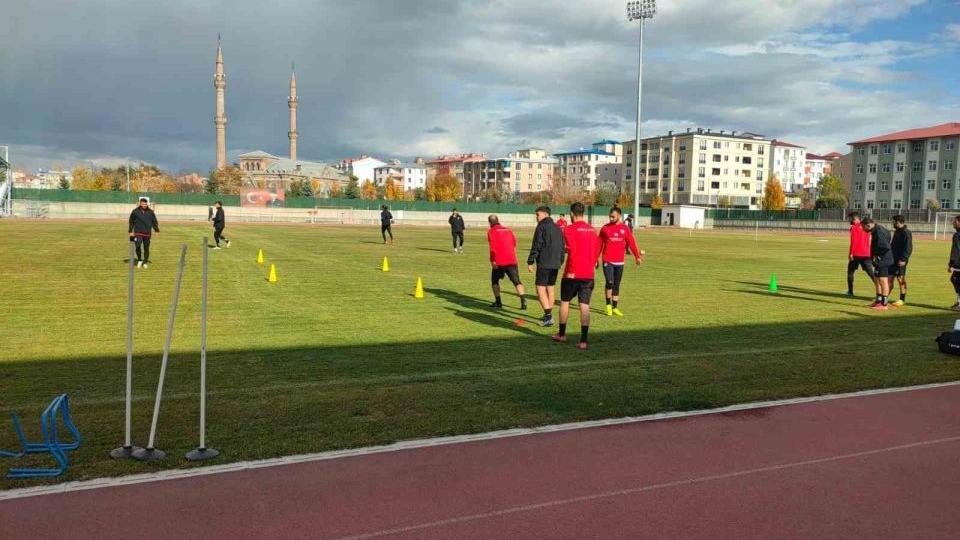 Kars 36 Spor’da hedef 3 puan
