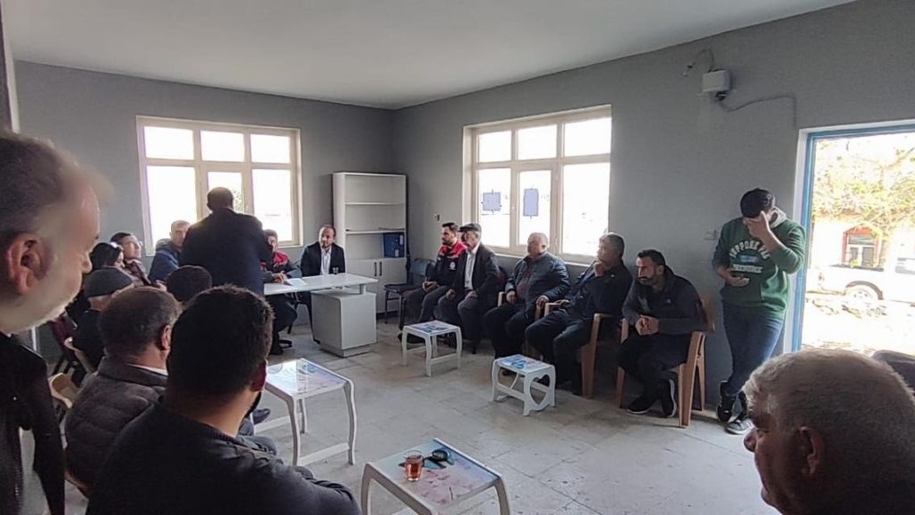 Kars Digor’da çiftçilere yönelik eğitimler sürüyor
