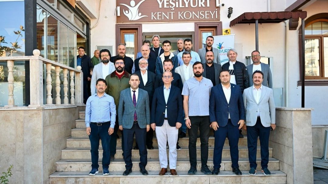 Kent Konseyi Başkanlığına Prof. Dr. İlhan Geçit seçildi