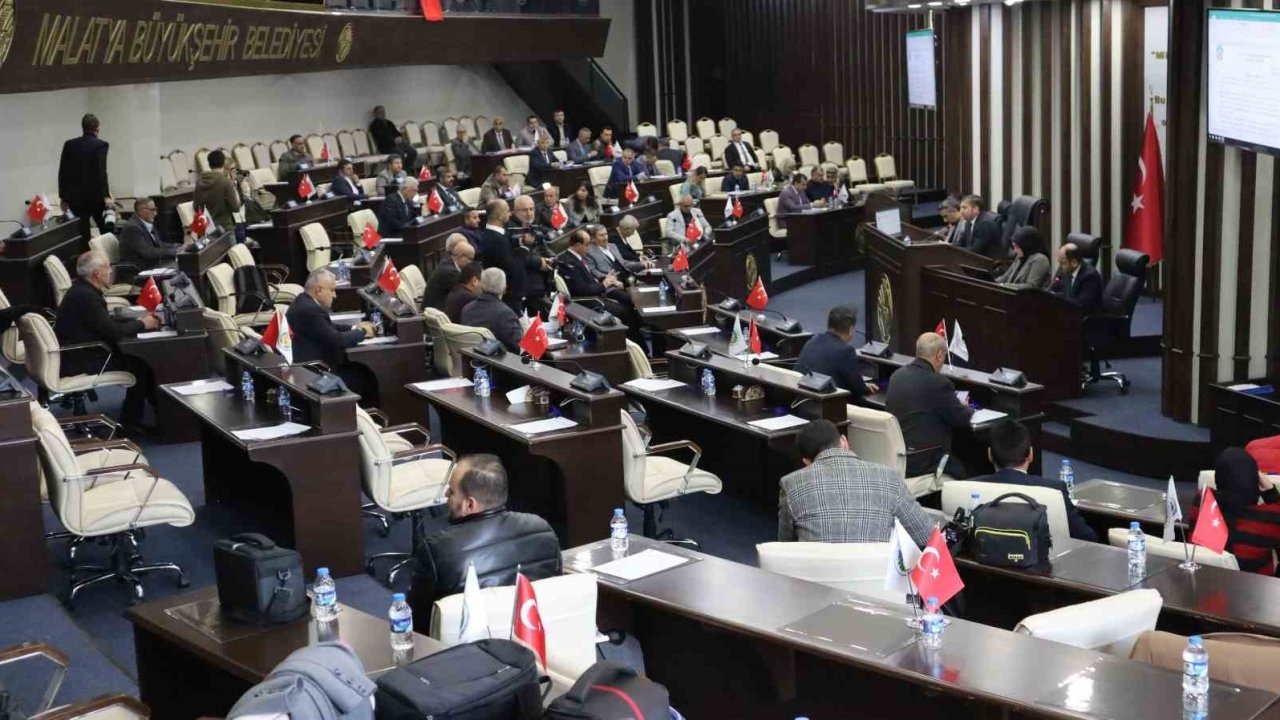 Malatya’dan 3 Bakan’a fahri hemşerilik beratı verildi