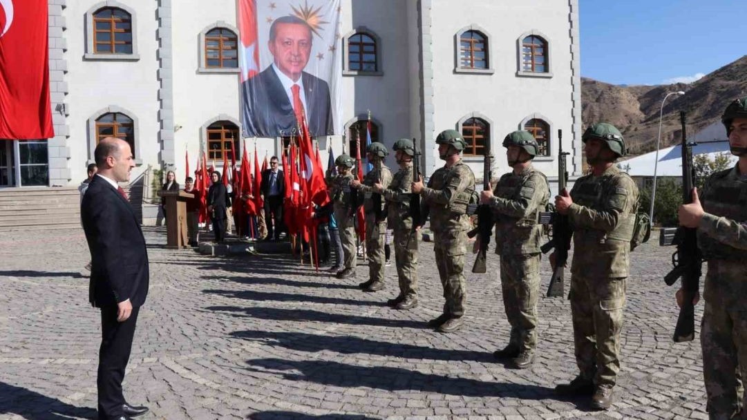 Oltu’da Cumhuriyet’in 102. Yıl coşkusu