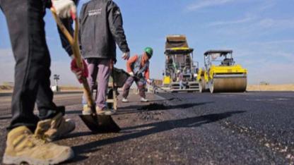 DİYADİN VE TAŞLIÇAY İLÇELERİNDE YOL İŞLERİ YAPTIRILACAKTIR