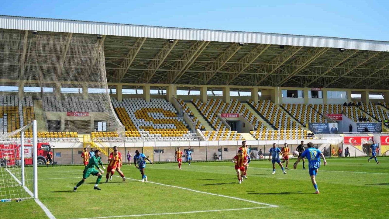TFF 2. Lig: Muş Spor Kulübü: 3 - Yeni Malatyaspor: 1