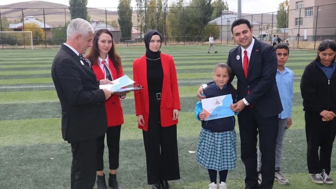 Tutak’ta Cumhuriyet Bayramı coşkusu