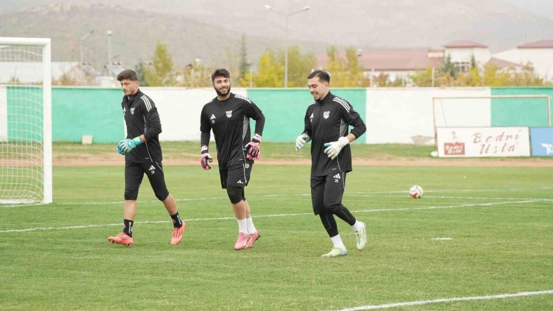 12 Bingölspor şampiyonluk yolunda emin adımlarla ilerliyor