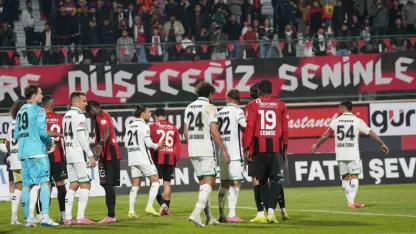 Van'da ki karşılaşmada, Trendyol 1. Lig: Vanspor FK: 3 - Sakaryaspor: 2