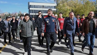 Erzurum’da Polisten Örnek Davranış