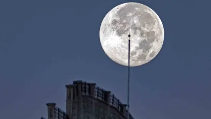 Ay, yılın en yakın anlarında Bitlis’e veda etti