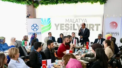 Yeşilyurt Belediyesi’nin ev sahipliği yaptığı ‘Aile Mentörlüğü’ eğitim programı tamamlandı