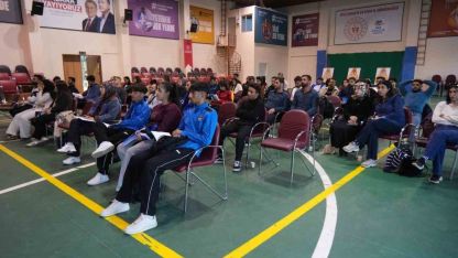 Muş’ta voleybol aday hakem kursu başladı