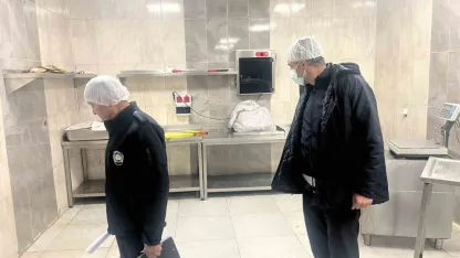 Hakkari’de GSB yurt yemekhanesi zabıta denetiminden geçti