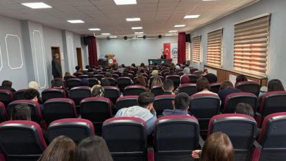 Sarıkamış Kaymakamı Aslantatar, öğrencilerle buluştu