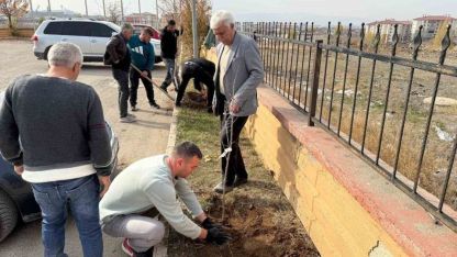 Erzurum GSİM spor kampüslerine meyve ağacı dikti