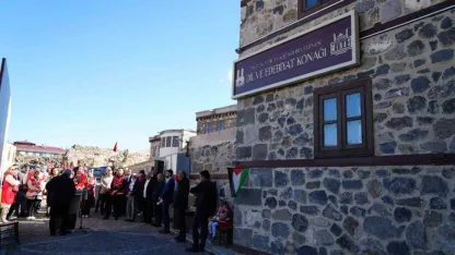 Erzurum Büyükşehir Belediyesi Dil ve Edebiyat Konağı’na yoğun ilgi